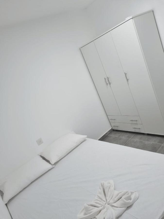 דירה מקסימה Apartment Eilat Exterior photo